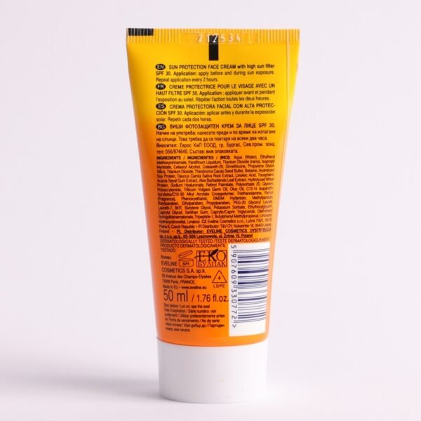 Eveline Sun Protection Face Cream SPF 30+ UVA & UVB Intensely Moisturising with Hyaluronic Acid 50ml - Image 3